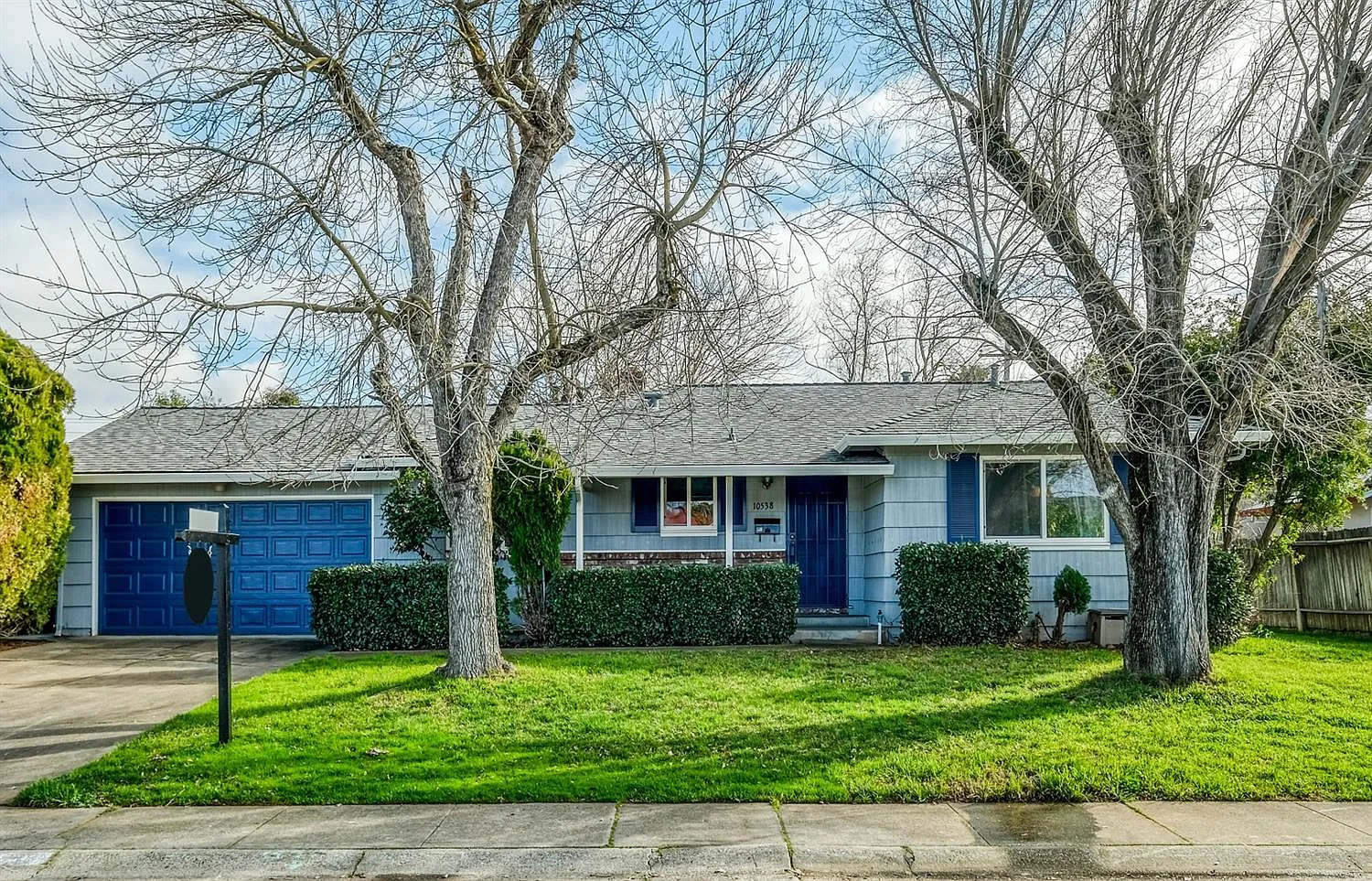 10538 Saltana Way photo 1