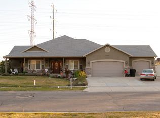 1951 W Ranch Rd, Farmington, UT 84025