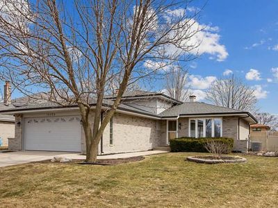 16525 Hillcrest Dr, Tinley Park, IL, 60477
