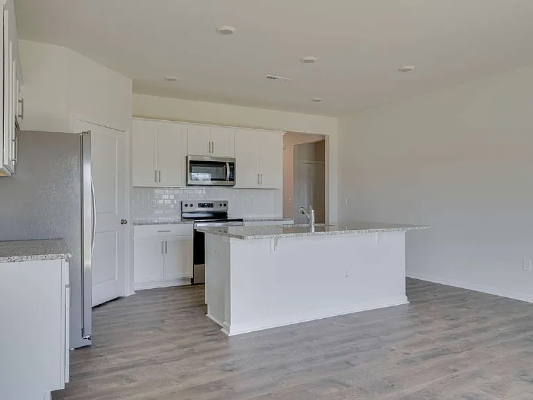 213 Moore Creek Dr — Photo 13