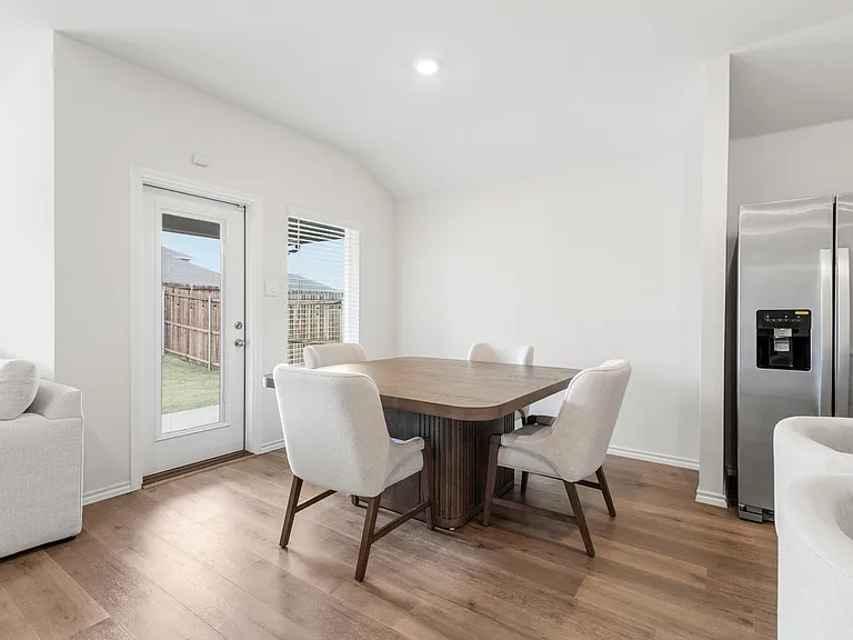 4013 Pinebluff Ln — Photo 10
