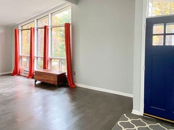 3rd image of 8726 Cherry Dr