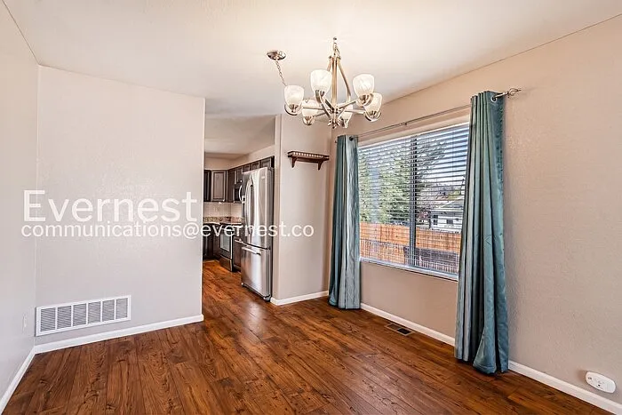 7255 Pine Hills Way — Photo 5