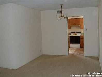 5th image of 4218 Vantage View Dr