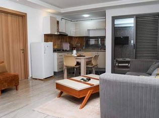 52 Cit Ave, Hyannis, MA 02601