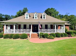 764 Cherokee Ridge Dr, Union Grove, AL 35175