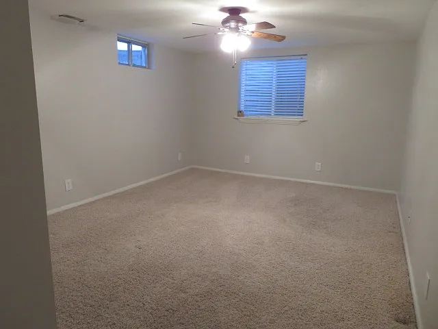 499 Capri Cir — Photo 23