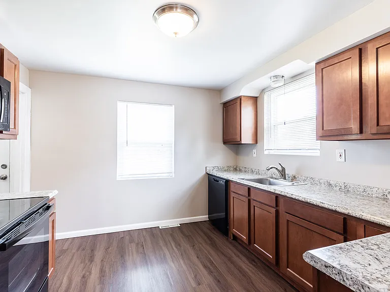 3798 Oleary Ave — Photo 7
