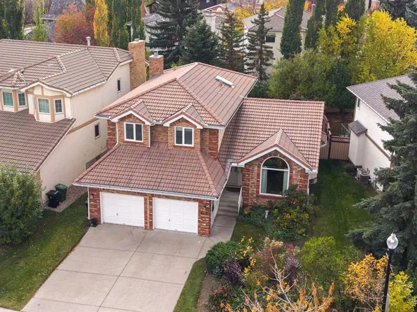 6915 NE Christie Estate Blvd SW, Calgary, AB T3H 2R2