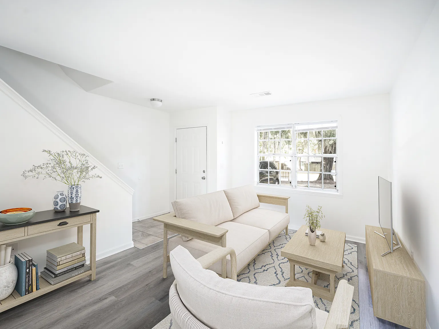 2 bed, 1.5 bath, 1088 sqft, $1,700 — Photo 1