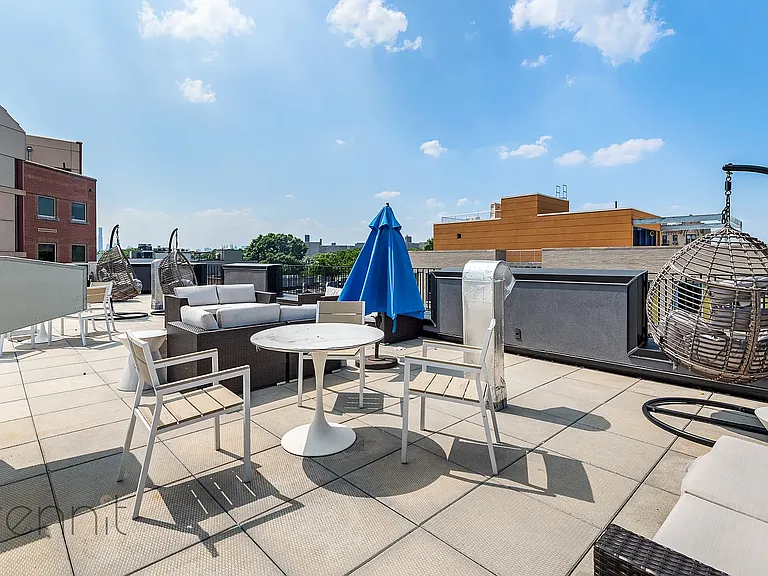 774 Lexington Ave #1B — Photo 28