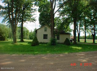 7755 Sternberg Rd, Nunica, MI 49448