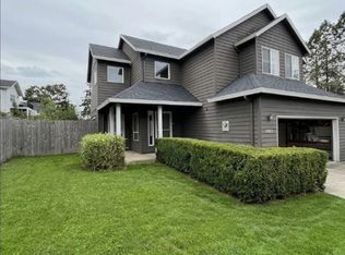 623 N Grant St, Newberg, OR 97132