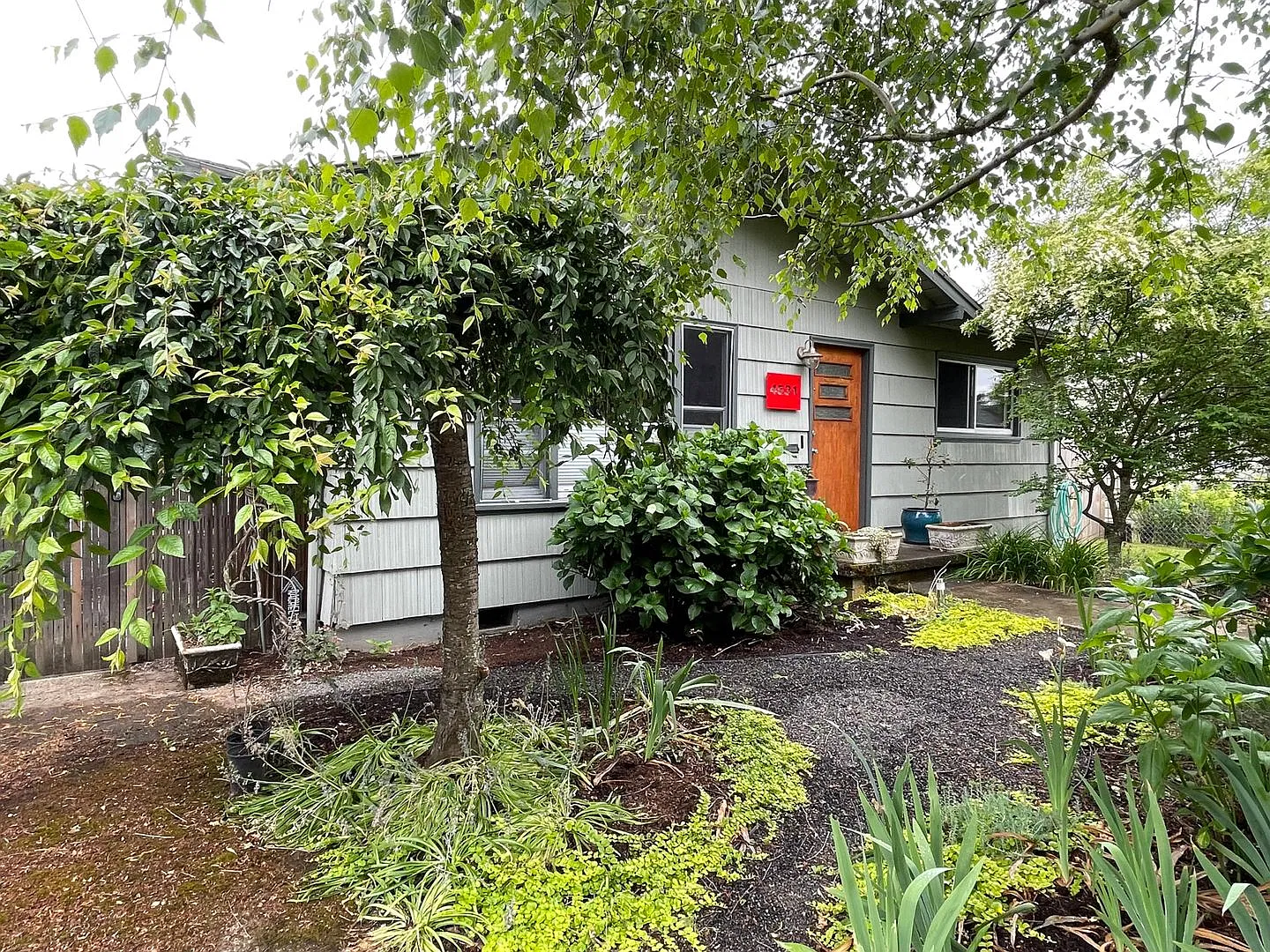 2 Bedroom 1 Bath ~ Solar Savings, Incredible fenced yard & Storage ~ SE Woodstock/Richmond Neighb... — Photo 2