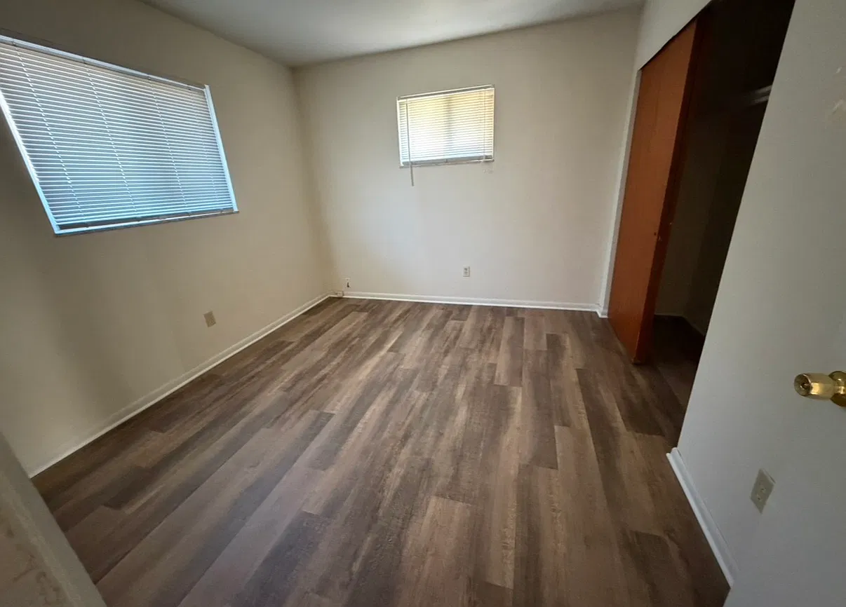 2 bed, 600 sqft, $1,000 — Photo 3