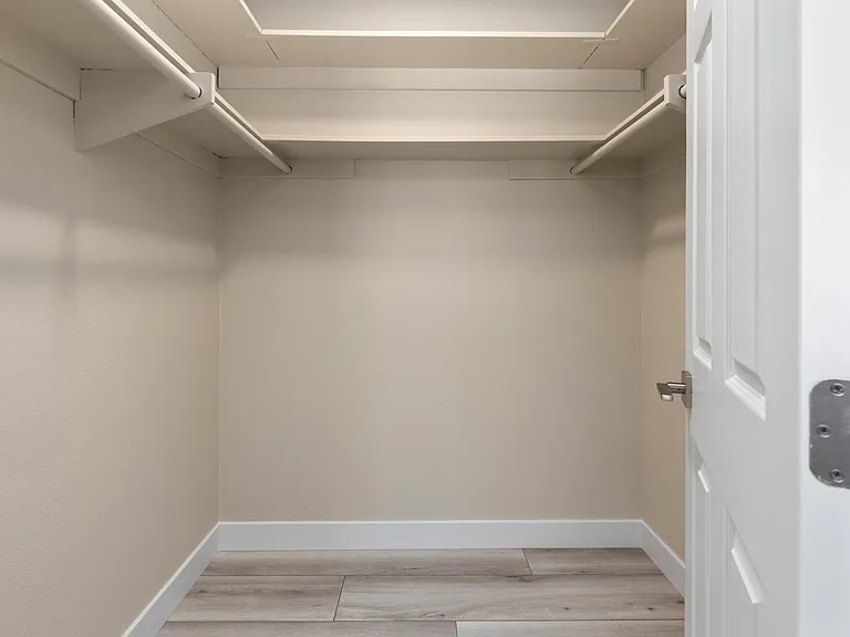 2423 Fieldlane Pl — Photo 19