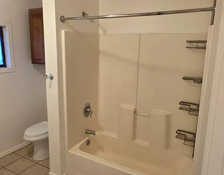 512 N Apache Ave — Photo 18