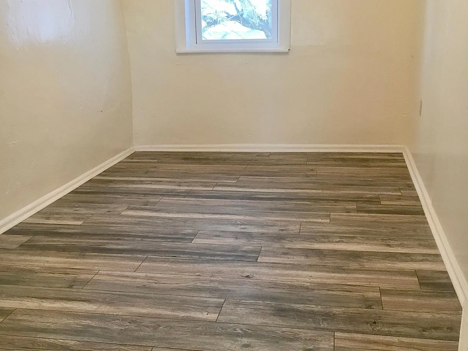 2 bed, 1.5 bath, $1,800 — Photo 4