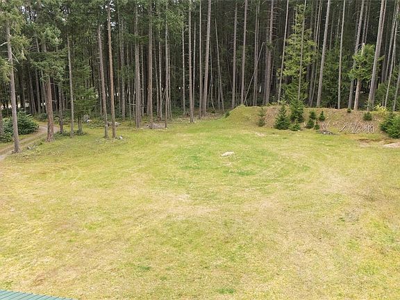 3rd image of 1485 Hess Rd