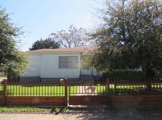 3102 Sharon St, Dallas, TX 75211