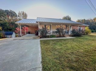 1298 S Highway 19 S, Red Bay, AL 35582