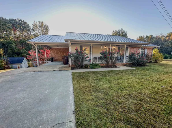 1298 S Highway 19 S, Red Bay, AL 35582