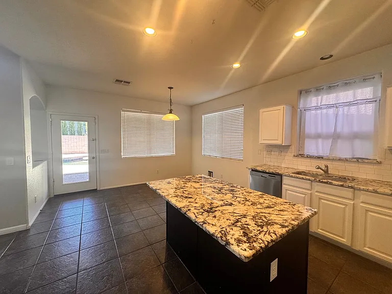 5353 N Ormondo Way — Photo 15