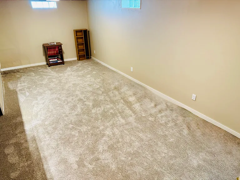 703 Highland Ave — Photo 12