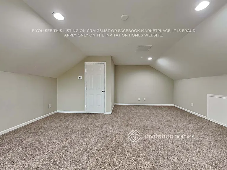 10716 Drake Hill Dr — Photo 22