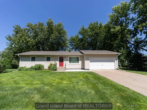 4230 Arizona Ave, Grand Island, NE 68803