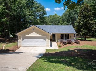 2003 Emerald Pointe Dr, Winder, GA 30680