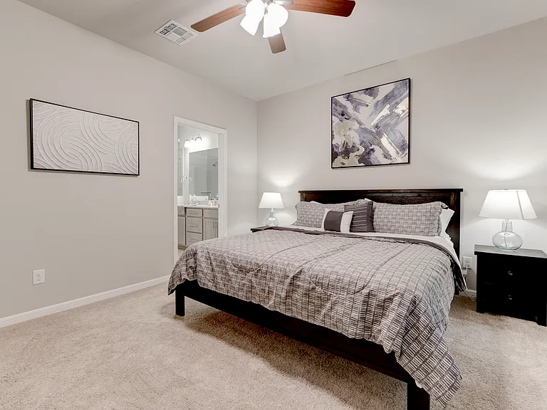 2839 Fox River Dr — Photo 15