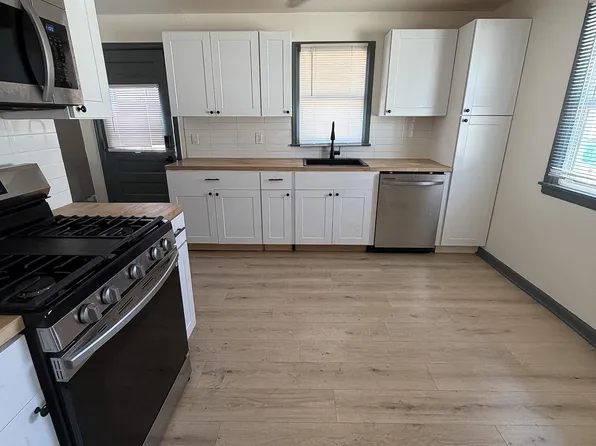 446 N Hancock Ave, Colorado Springs, CO