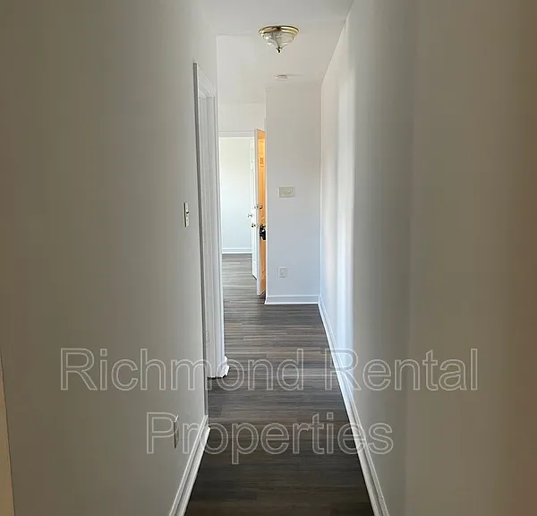 2908 E Clay St #1 — Photo 6