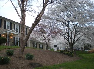 12437 Triple Crown Rd, Gaithersburg, MD 20878