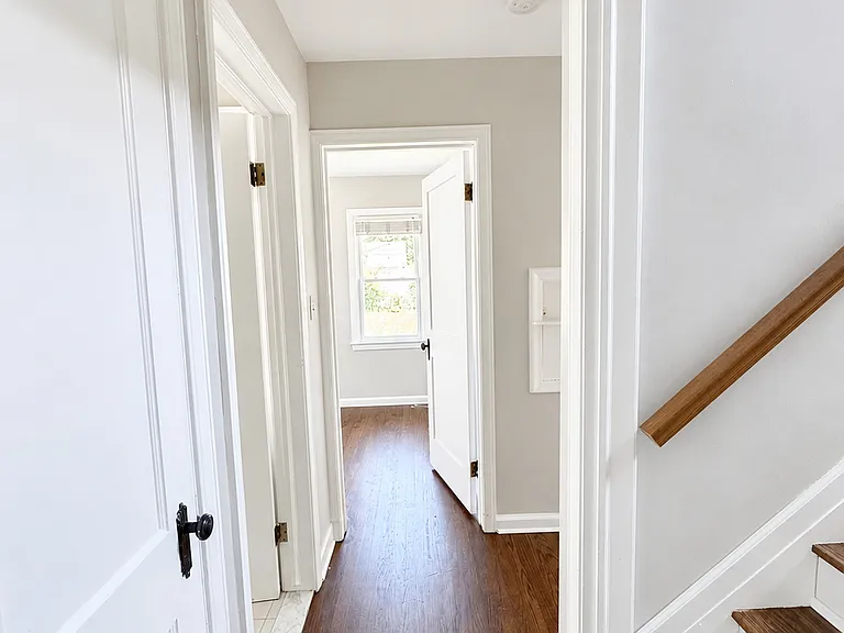 22424 Nowlin St — Photo 11