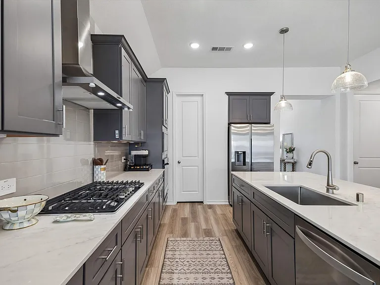551 Ruby Bend Ln — Photo 9