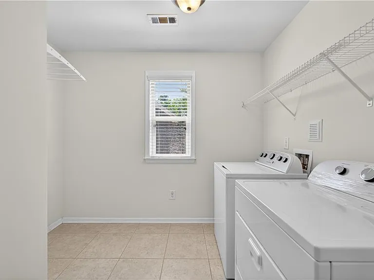 1020 Kendall Grove Ct — Photo 19
