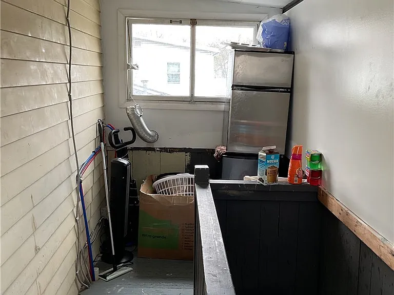 104 Franklin St — Photo 13
