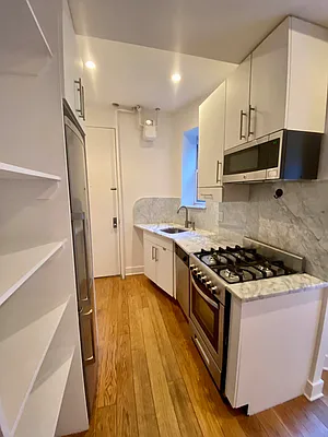 Rented by Abode Residential LLC | media 3