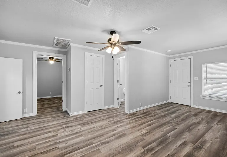 133 W 13th Ave #B — Photo 11
