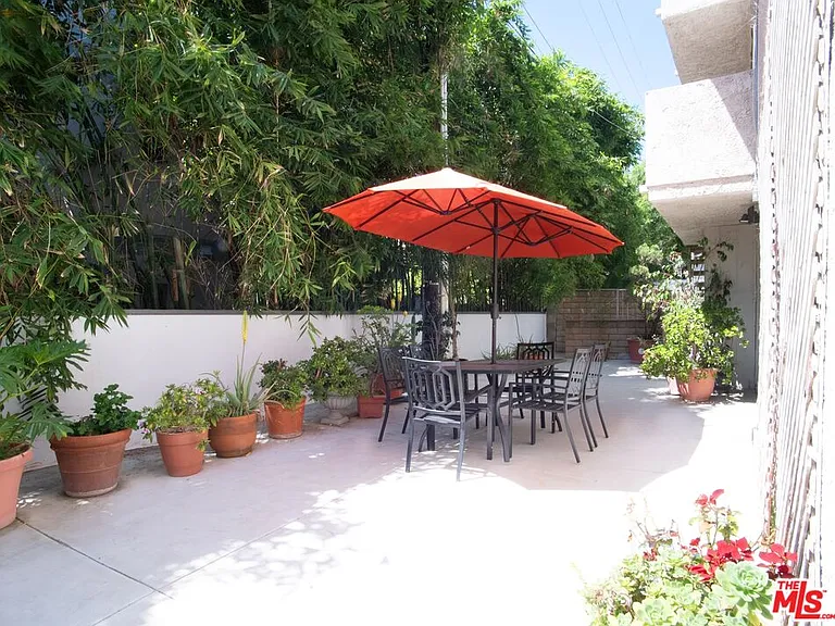 1655 Selby Ave #101 — Photo 23