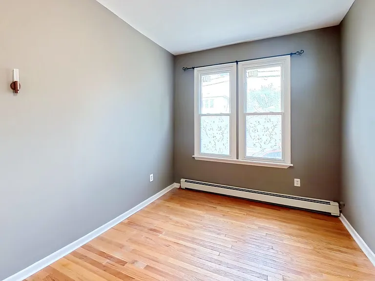 305 Cator Ave #1F — Photo 9
