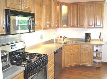 3rd image of 3110 Johnston Ct