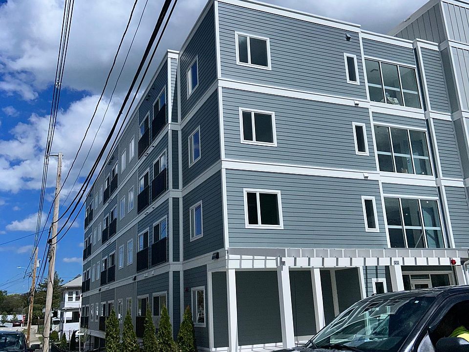1st image of 54 Warren Ave #2