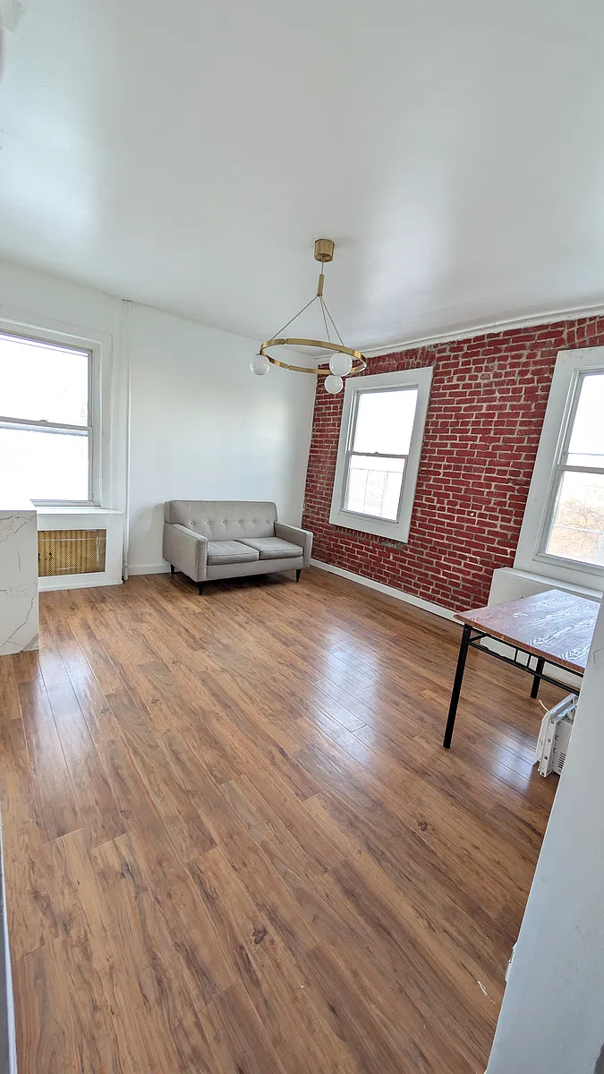 Building Photo - 87 Chestnut Ave #1F