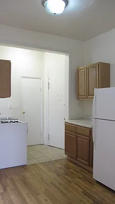 Rented by Bohemia Realty Group | media 18