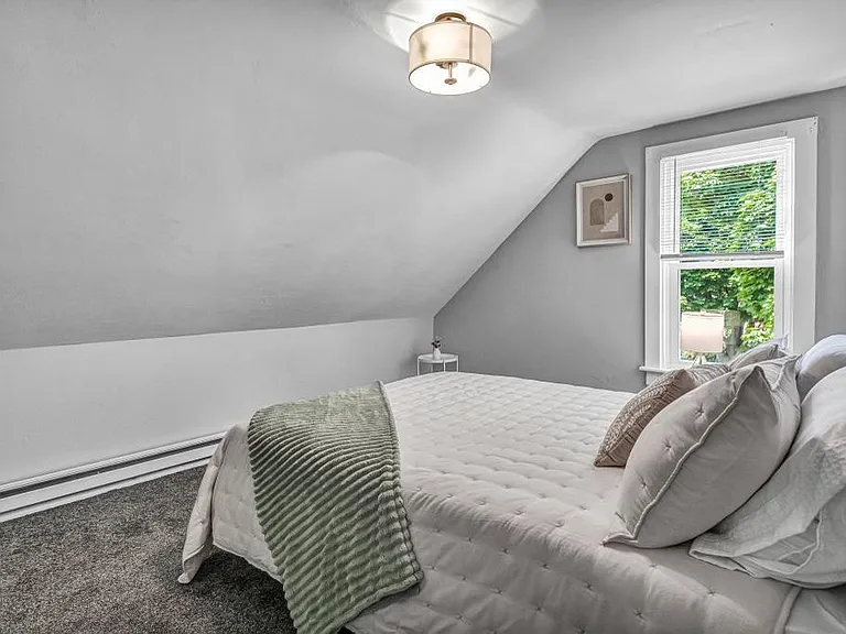 1029 Logan Ave #UPPER — Photo 16