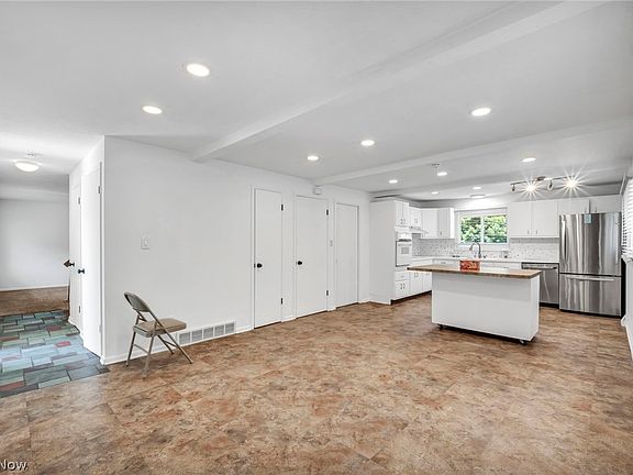 5th image of 4915 Fairlawn Rd