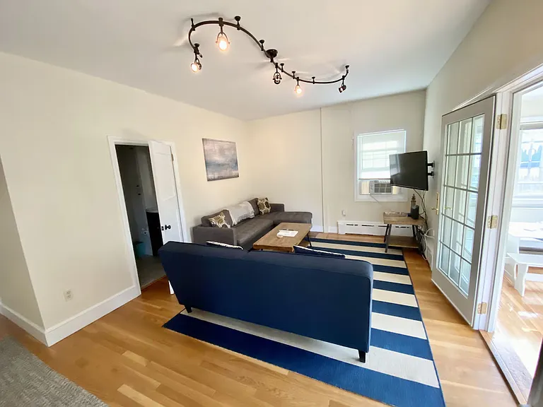 8 Morton Ave — Photo 24